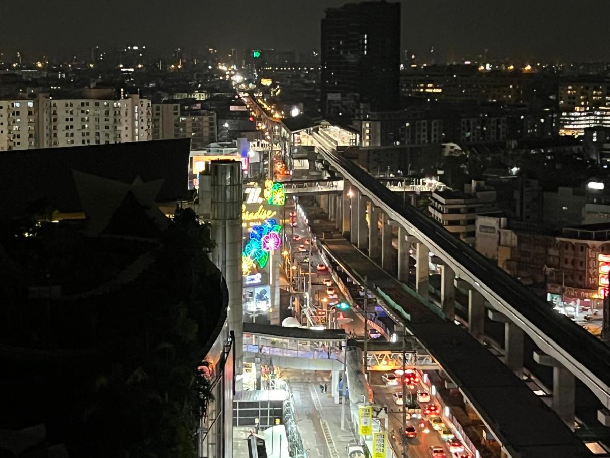 Mall Suites Hotel Bangkok Exterior foto