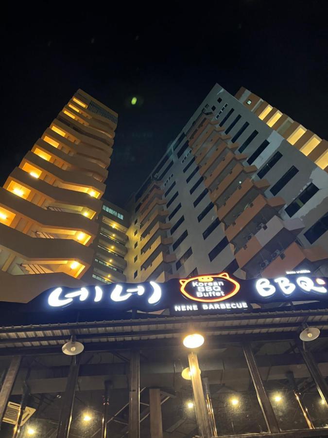 Mall Suites Hotel Bangkok Exterior foto