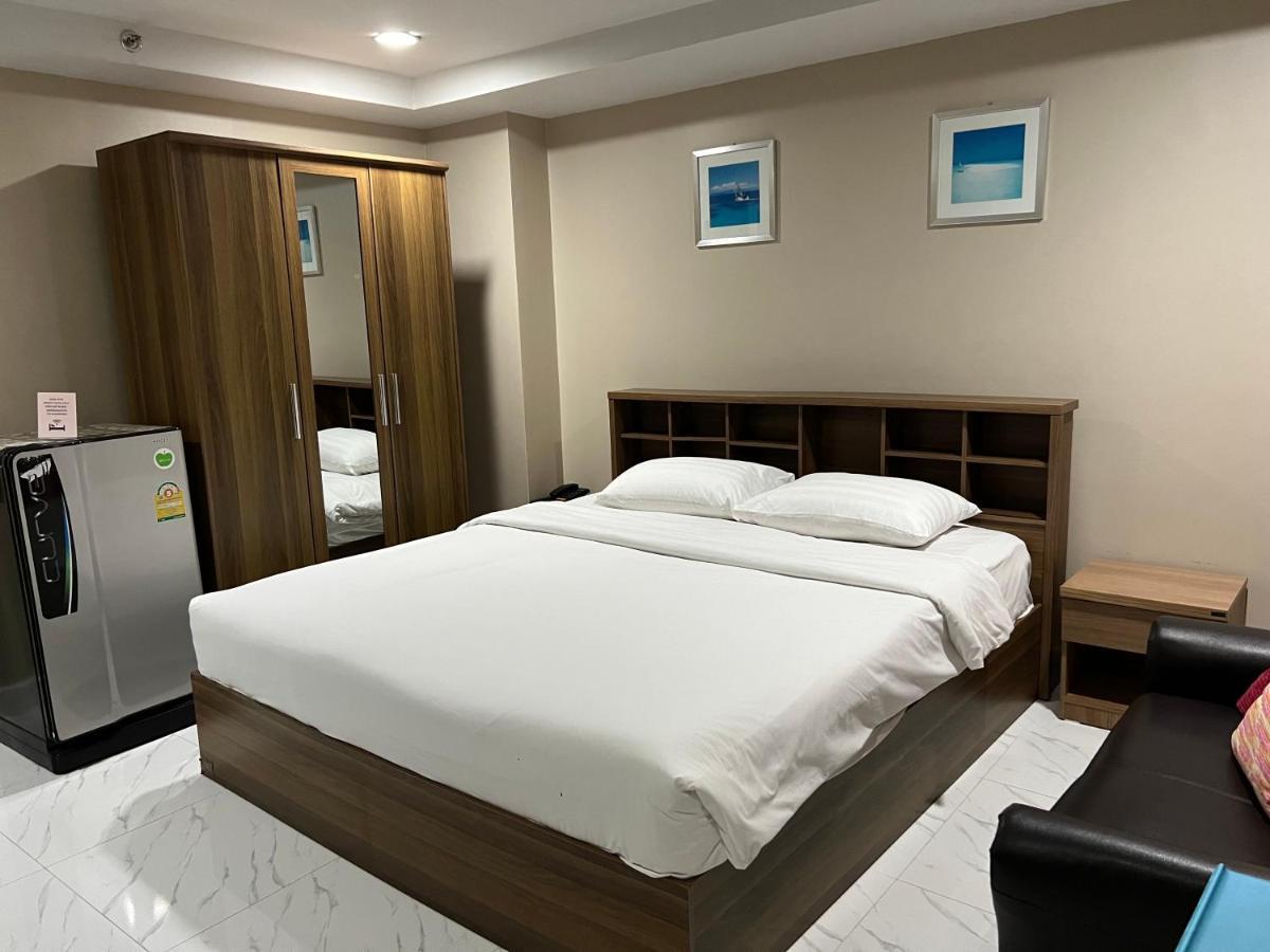 Mall Suites Hotel Bangkok Exterior foto