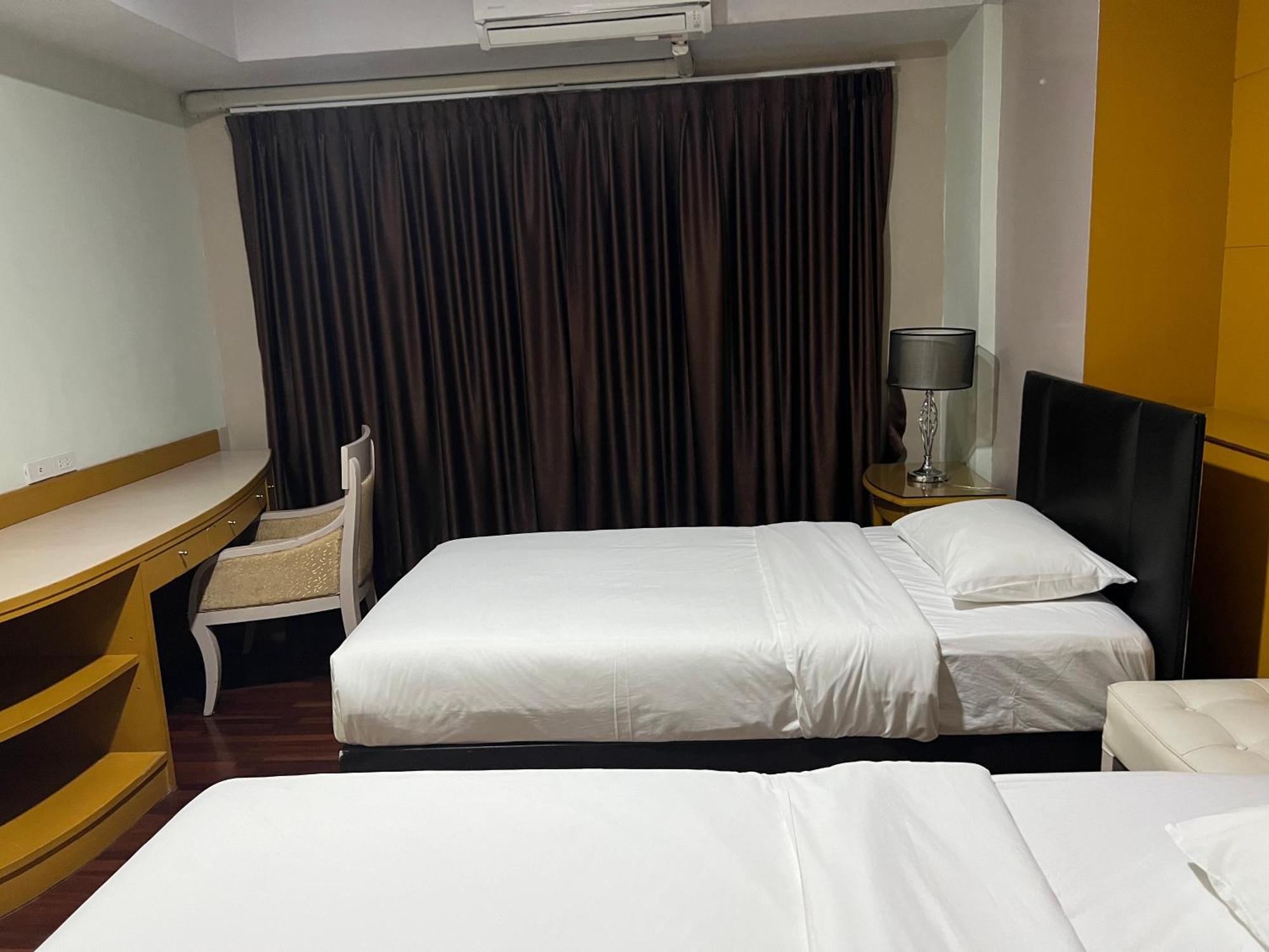 Mall Suites Hotel Bangkok Exterior foto